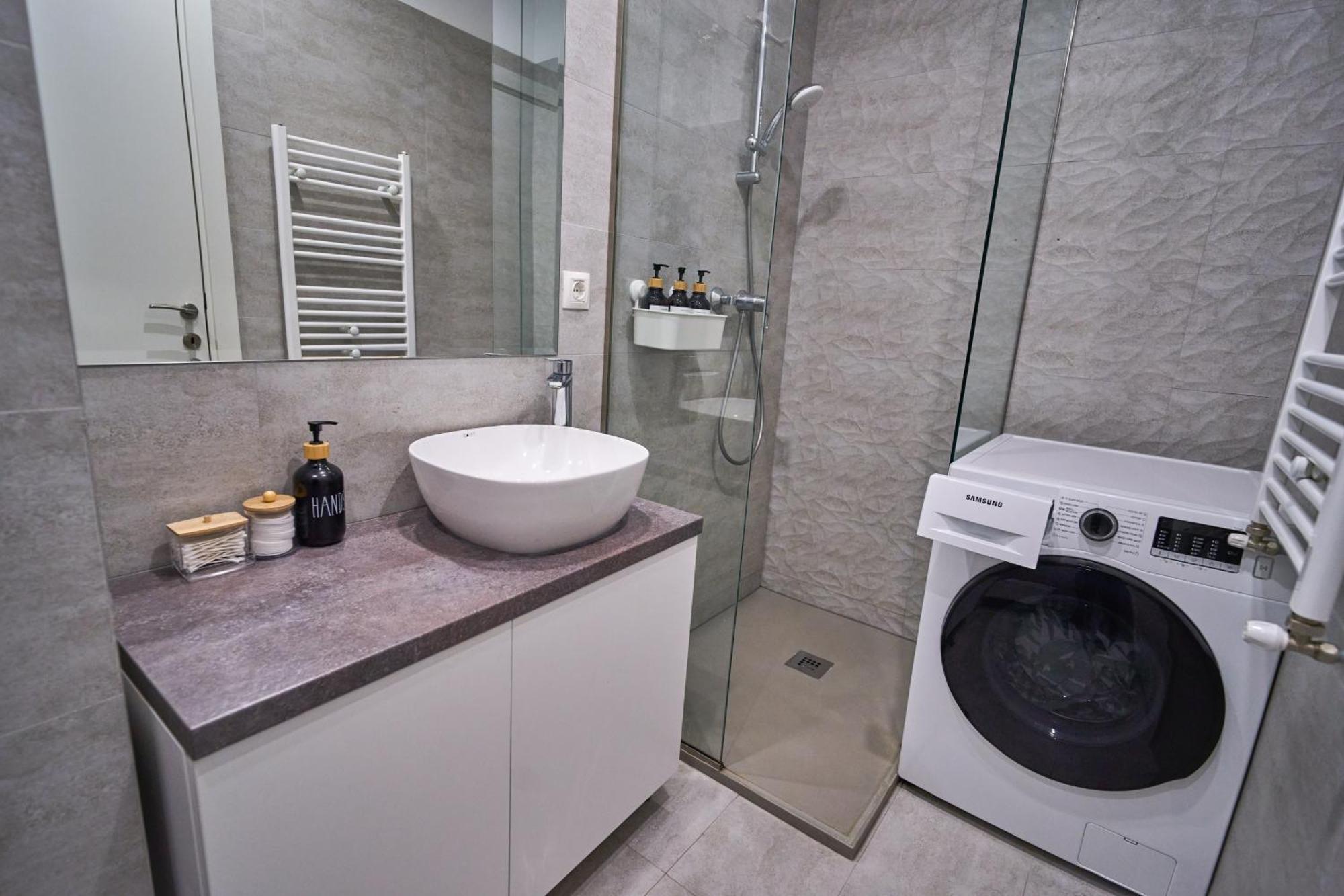 Cozy Glow Loft Appartamento Bucarest
